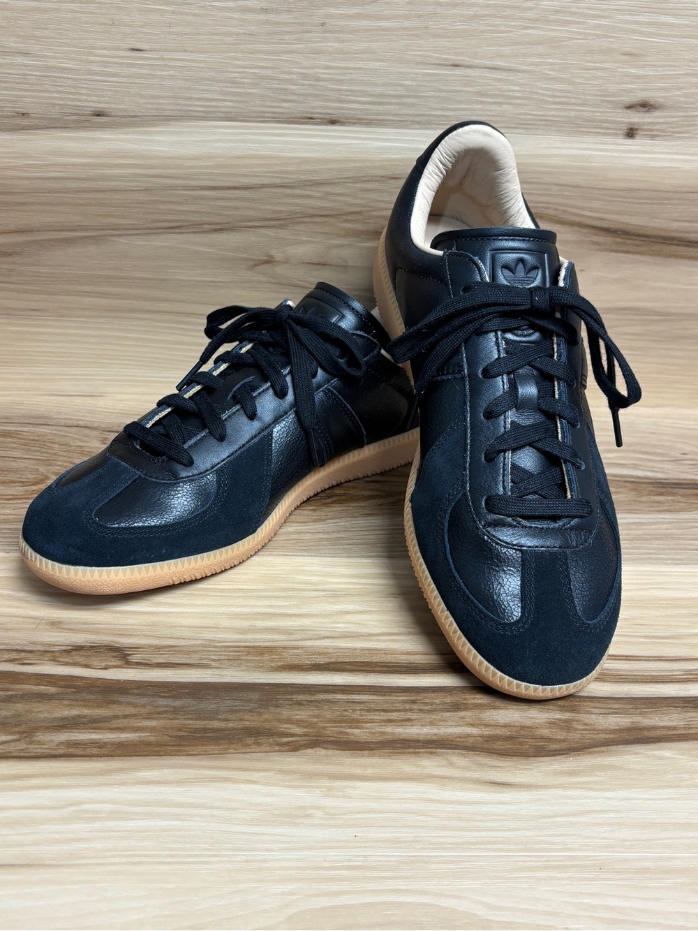 Adidas BW Army sneakers men’s size 9.5